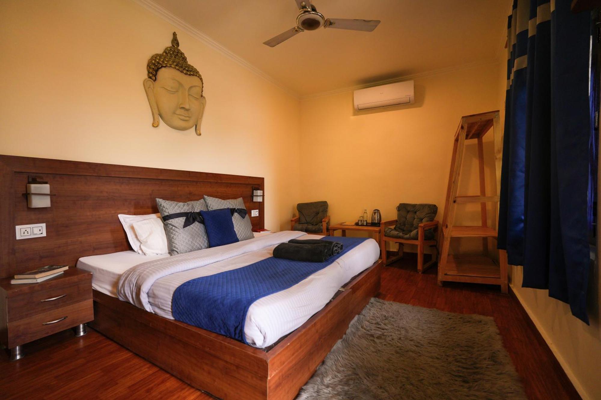 Shalom Backpackers Rishikesh Hostel Buitenkant foto