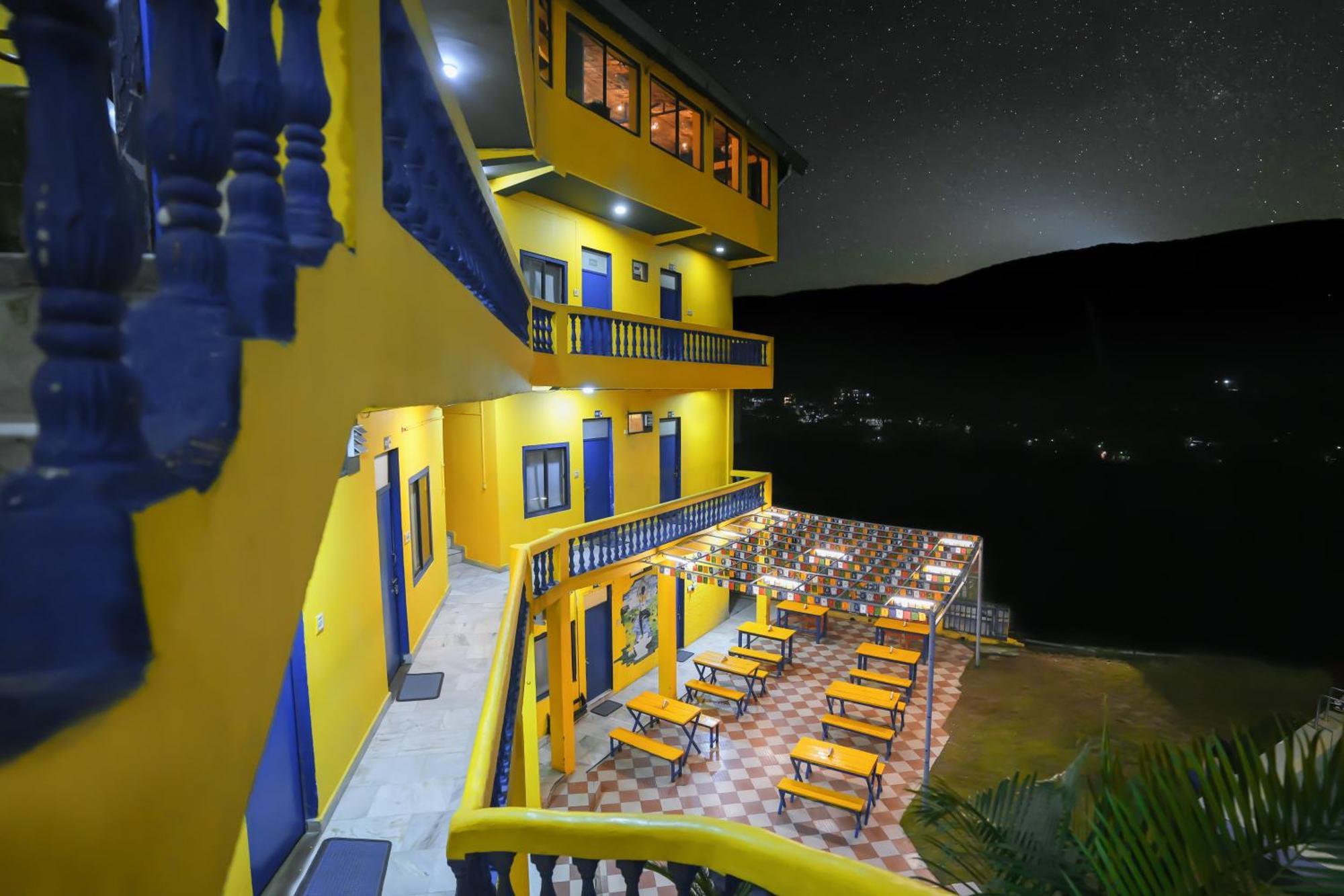 Shalom Backpackers Rishikesh Hostel Buitenkant foto