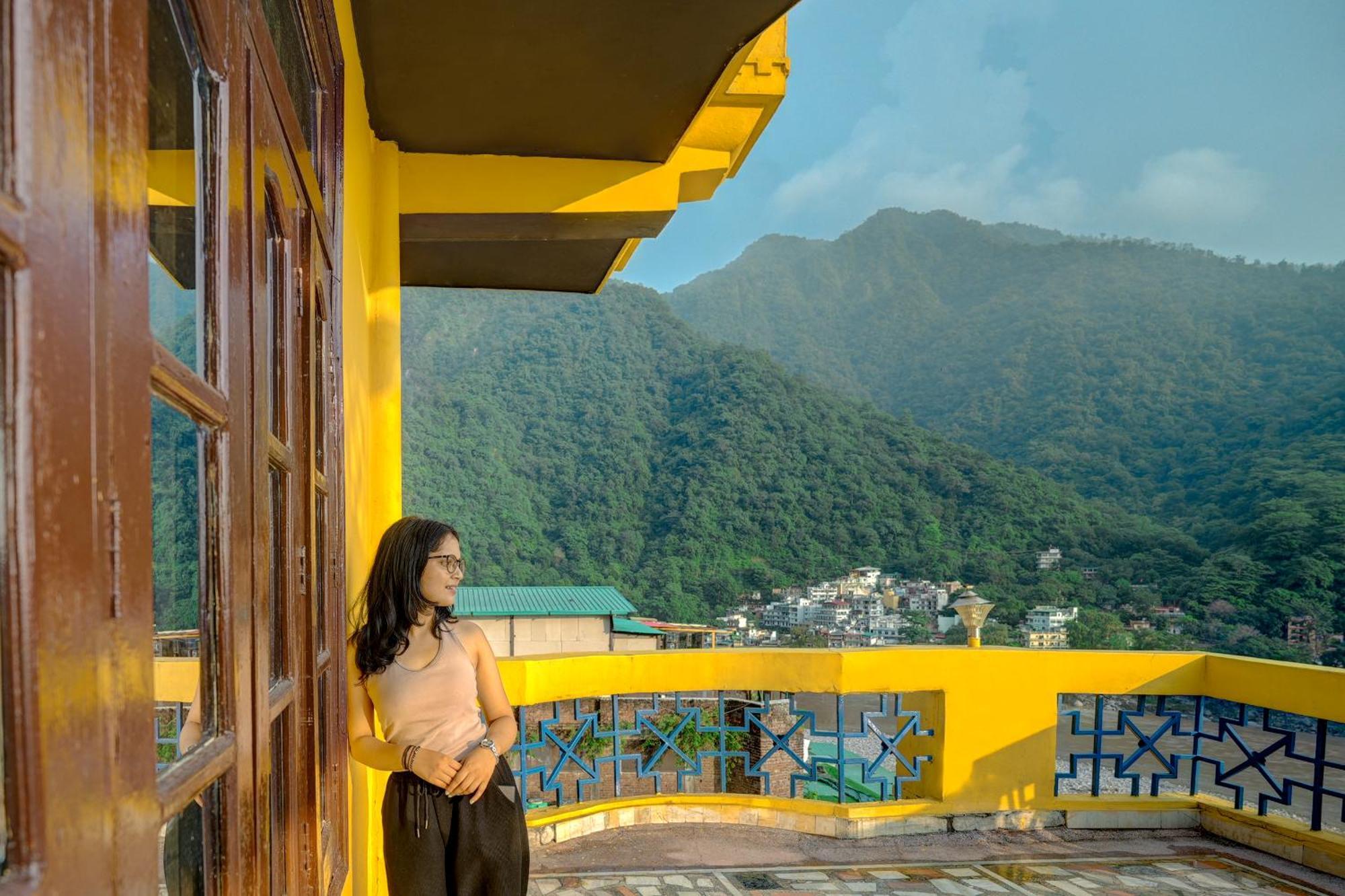 Shalom Backpackers Rishikesh Hostel Buitenkant foto